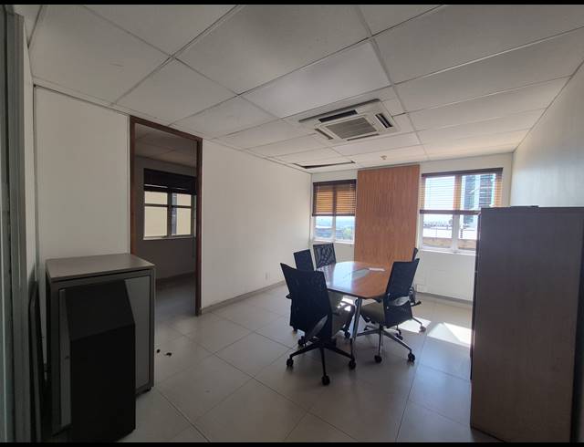 911M² OFFICE TO LET IN SANDTON CENTRAL